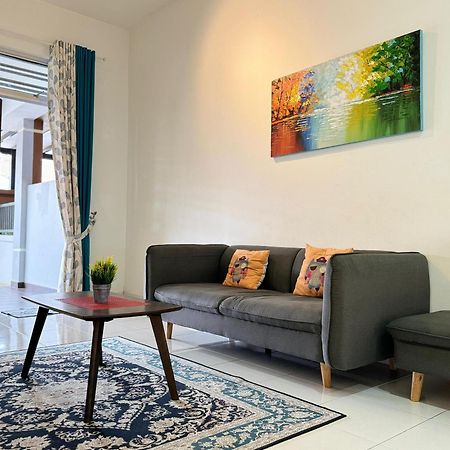 Lavender 24LV9 By Penawar Desaru Homestay Bandar Penawar Bagian luar foto